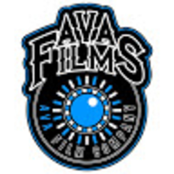 Meet your Posher, Ava - Picture 1 of 1